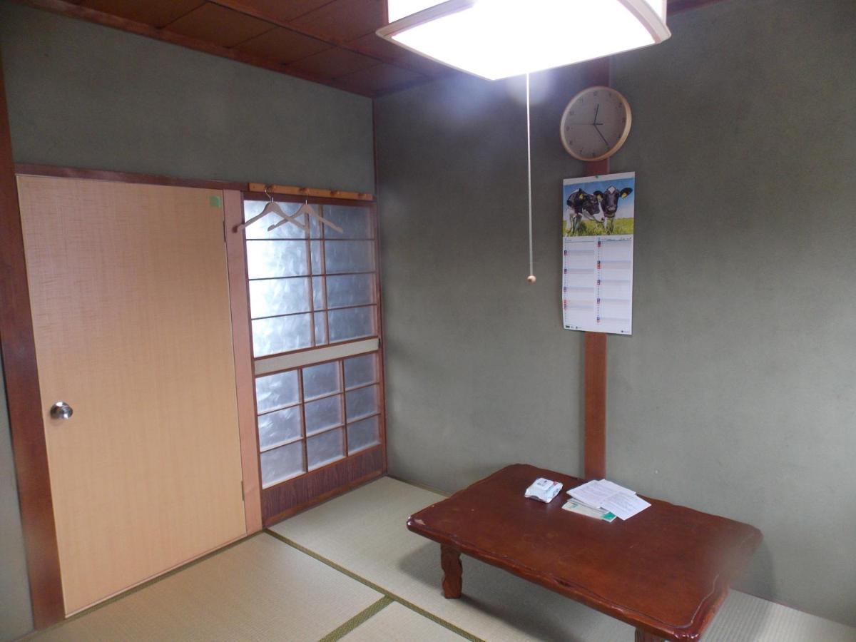 Hojo Suigun Youth Hostel Matsuyama  Exterior photo