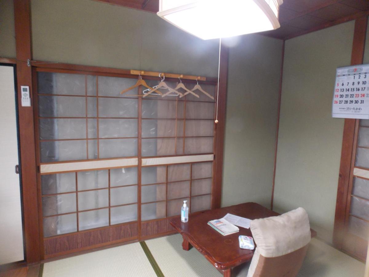 Hojo Suigun Youth Hostel Matsuyama  Exterior photo