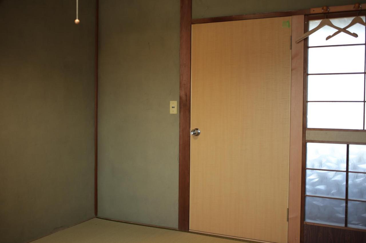 Hojo Suigun Youth Hostel Matsuyama  Exterior photo